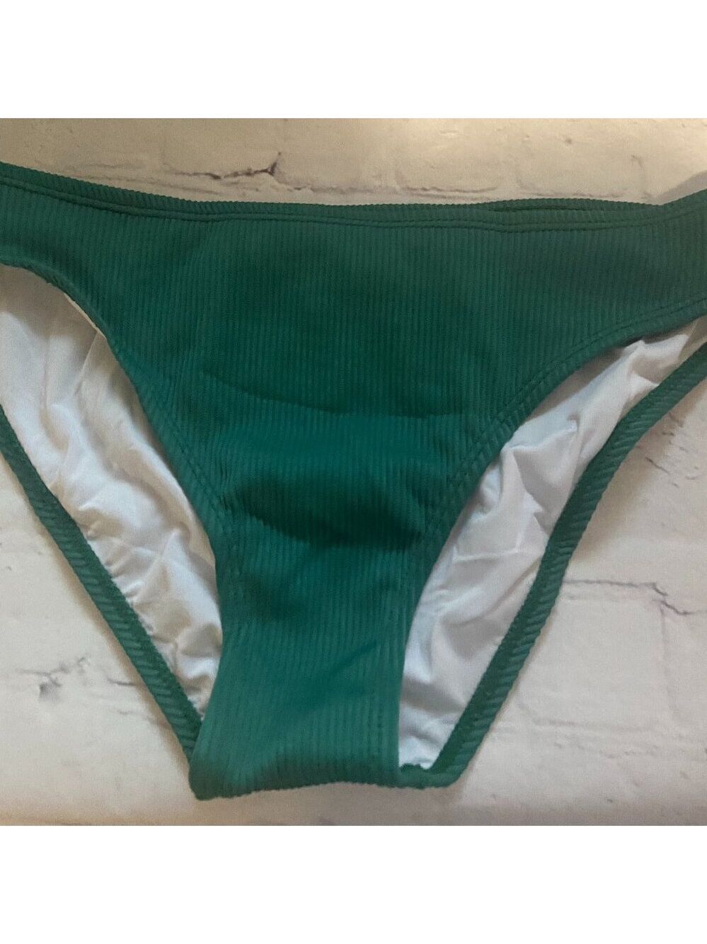 **CUPSHE** Women's Bikini Set Two Piece Swimsuits Med NWOT Emerald